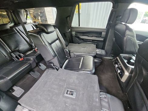 Used 2020 Ford Expedition Max XLT w/ Equipment Group 202A AWD/4WD image 37
