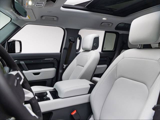 New 2026 Land Rover Defender 110 X-Dynamic SE AWD/4WD image 15