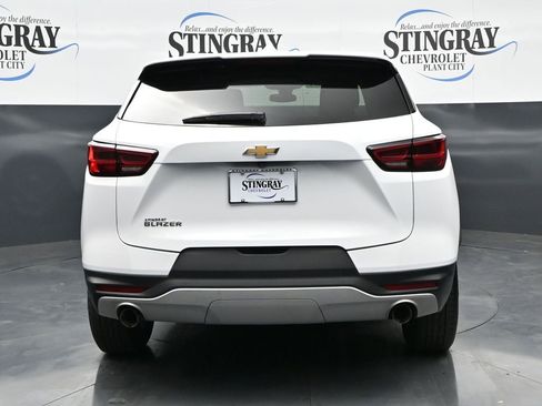 Used 2025 Chevrolet Blazer LT FWD image 6