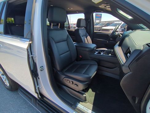 Certified 2025 Chevrolet Tahoe LT AWD/4WD image 27
