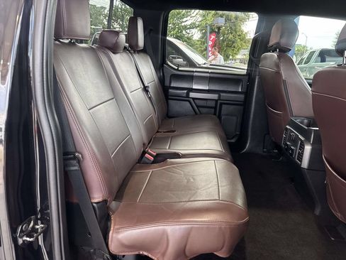 Used 2019 Ford F150 XLT w/ Equipment Group 302A Luxury AWD/4WD image 11