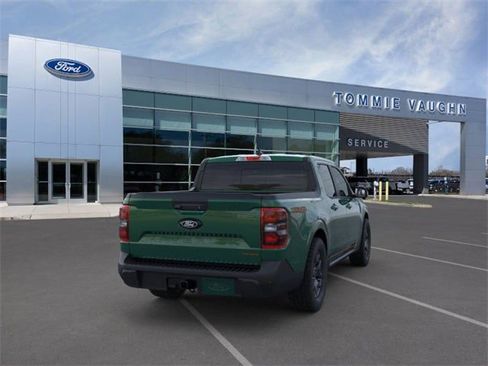 New 2025 Ford Maverick Tremor image 8