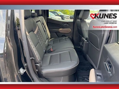 New 2025 GMC Canyon Denali image 15