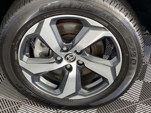 Used 2024 Toyota RAV4 SE AWD/4WD image 27