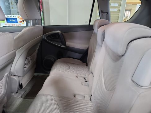 Used 2011 Toyota RAV4 4WD image 8