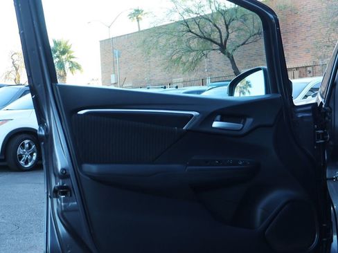 Used 2019 Honda Fit EX image 36