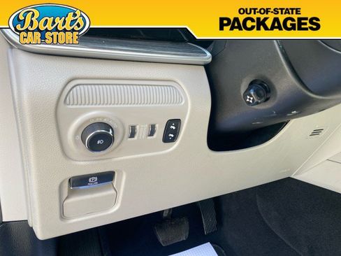 Used 2022 Jeep Wagoneer Series II w/ Premium Group I AWD/4WD image 33