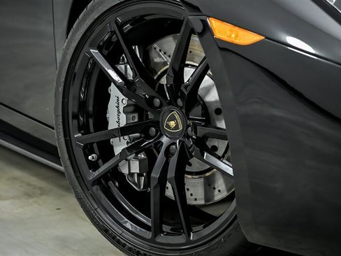 Used 2008 Lamborghini Gallardo AWD/4WD image 3