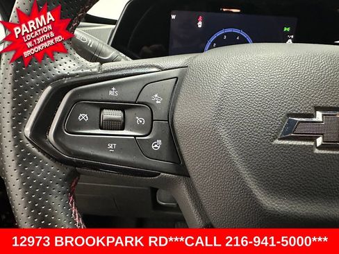 Certified 2025 Chevrolet Trax RS w/ Driver Confidence Package FWD image 12