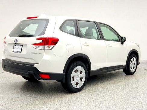 Used 2019 Subaru Forester 2.5i image 5