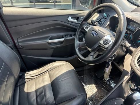 Used 2015 Ford Escape SE w/ Equipment Group 201A AWD/4WD image 28