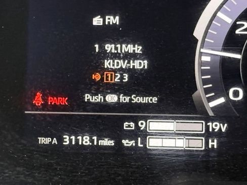 Used 2024 Toyota Sequoia SR5 w/ SR5 Premium Package AWD/4WD image 12