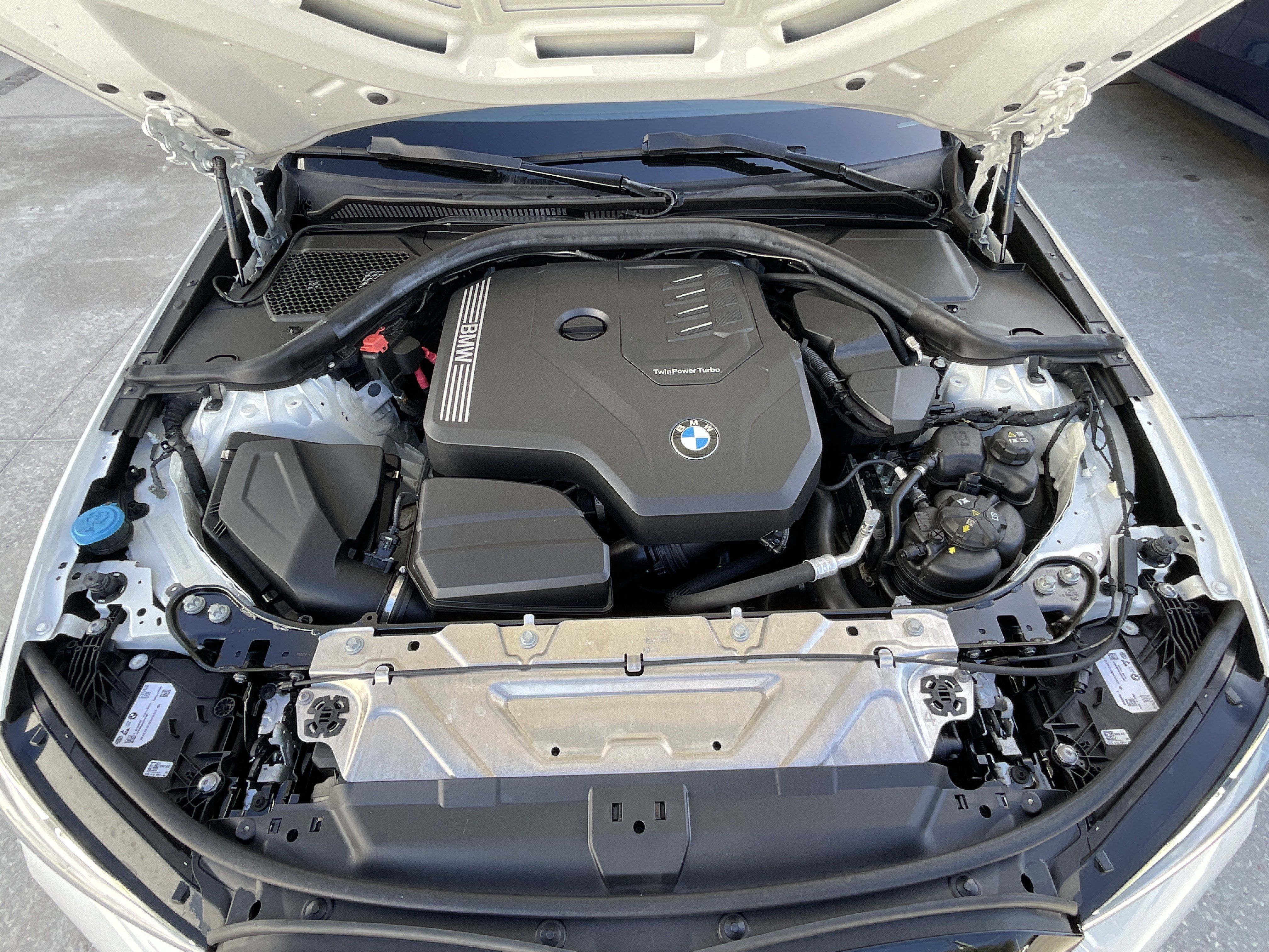 Certified 2024 BMW 330i Sedan w/ M Sport Package RWD image 36