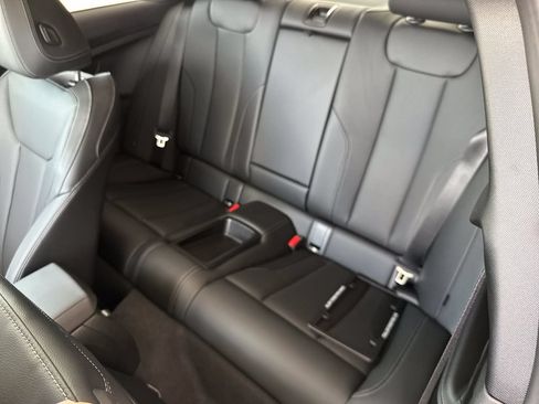 Used 2025 BMW 230i Coupe w/ M Sport Package RWD image 26