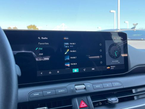 Used 2025 Kia K4 FWD image 20