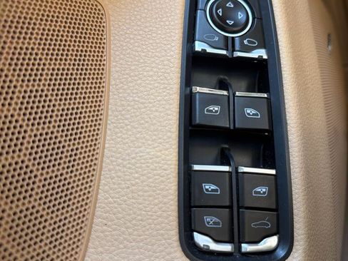 Used 2015 Porsche Panamera 4 AWD/4WD image 12