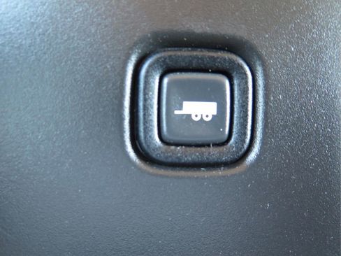 Used 2024 Chevrolet Express 2500 w/ Driver Convenience Package RWD image 14