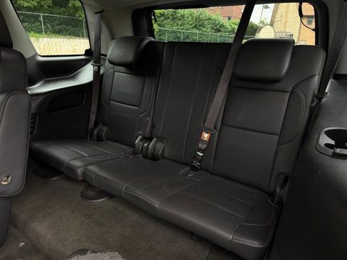 Used 2018 GMC Yukon SLT w/ Open Road Package image 15
