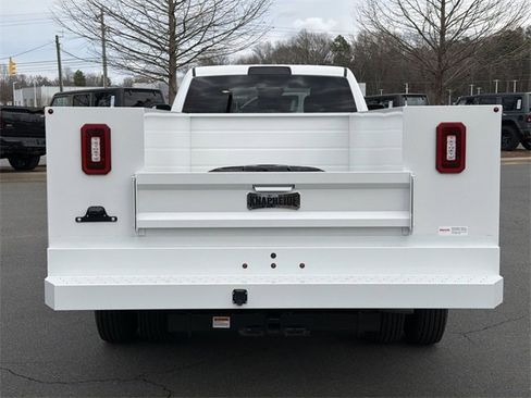 New 2026 RAM 3500 Tradesman w/ Chrome Appearance Group image 12