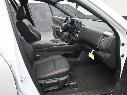 New 2026 Nissan Pathfinder Rock Creek AWD/4WD image 34