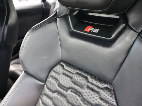 Used 2023 Audi RS e-tron GT w/ Carbon Performance Package AWD/4WD image 18