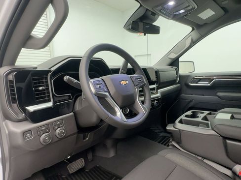 New 2026 Chevrolet Silverado 1500 LT image 4