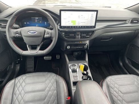 Used 2023 Ford Escape ST-Line Elite w/ Premium Technology Package image 3