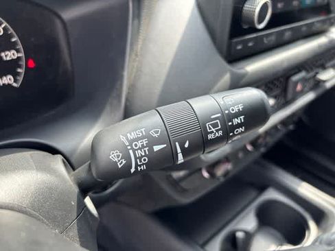 Used 2024 Honda HR-V Sport image 14