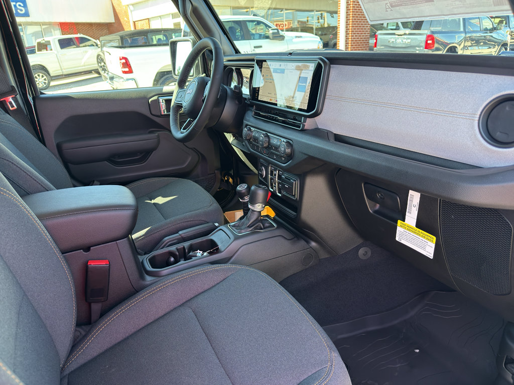 New 2025 Jeep Gladiator Sport AWD/4WD image 12