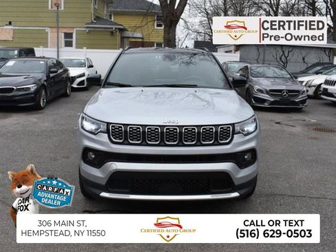 Used 2025 Jeep Compass Limited AWD/4WD image 1
