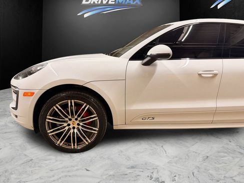 Used 2018 Porsche Macan GTS AWD/4WD image 10