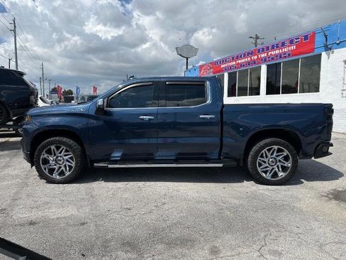 Used 2019 Chevrolet Silverado 1500 High Country image 2
