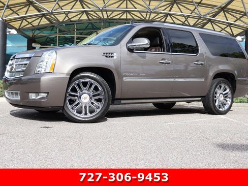 Used 2013 Cadillac Escalade ESV Platinum RWD image 1