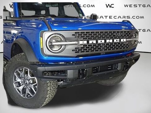 Used 2024 Ford Bronco Badlands AWD/4WD image 48