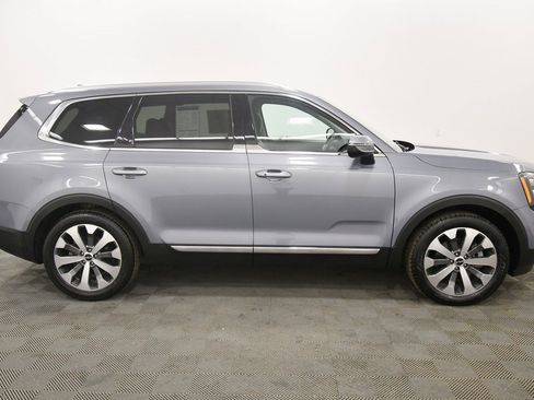 Certified 2022 Kia Telluride EX w/ EX Premium Package image 9