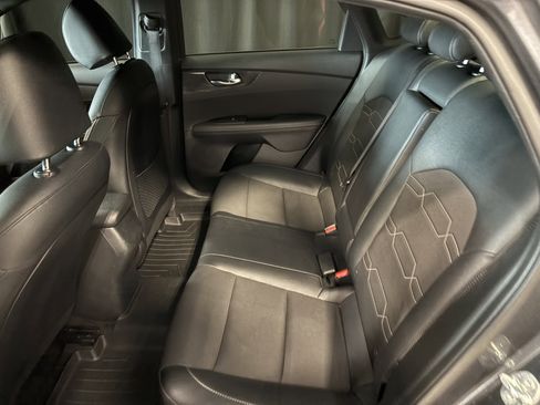 Used 2024 Kia Forte GT-Line FWD image 7