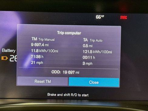 Used 2023 Volvo XC40 Recharge Ultimate w/ Protection Package Premier AWD/4WD image 13