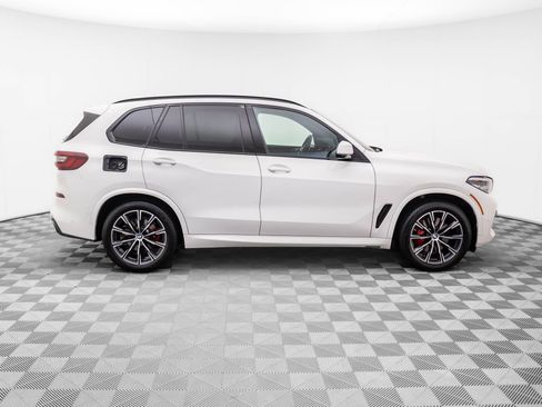 Certified 2023 BMW X5 xDrive40i w/ M Sport Package image 6