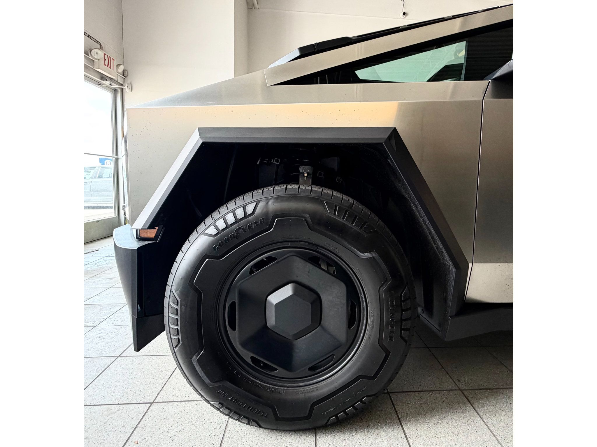 Used 2026 Tesla Cybertruck AWD Crew Cab image 14
