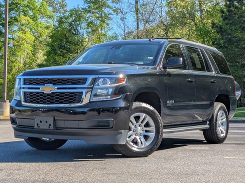 Used 2019 Chevrolet Tahoe LT image 4
