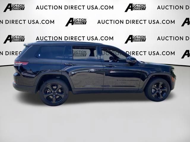 Used 2024 Jeep Grand Cherokee L Altitude RWD image 6