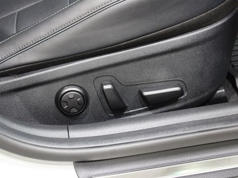 Used 2022 Kia Stinger GT2 image 29