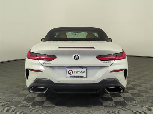 Used 2022 BMW 840i Convertible image 6