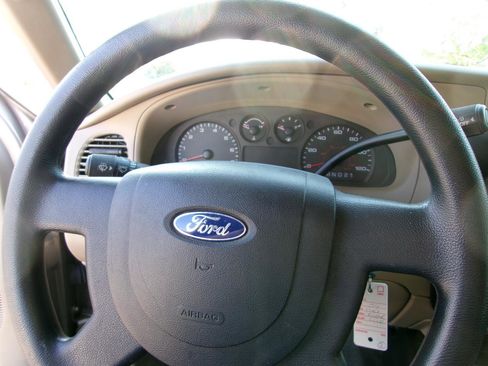 Used 2004 Ford Ranger XL image 15