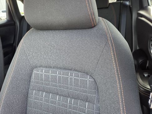 Used 2025 Honda HR-V Sport image 14