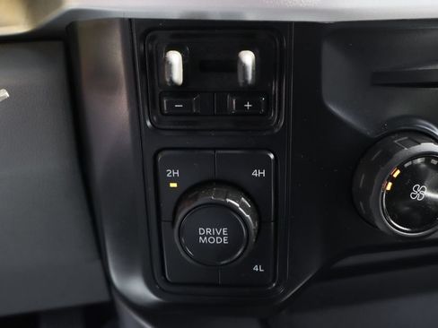 Used 2024 Ford F350 XLT AWD/4WD image 36