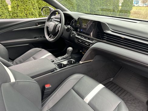 Certified 2025 Toyota Camry SE w/ Convenience Package image 35