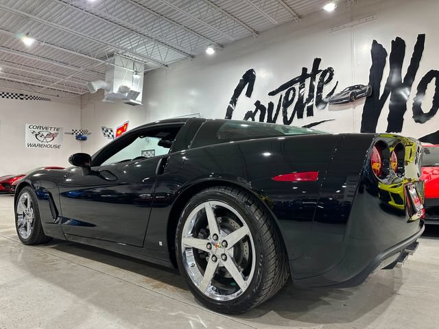 Used 2007 Chevrolet Corvette Coupe w/ Preferred Equipment Group RWD image 3