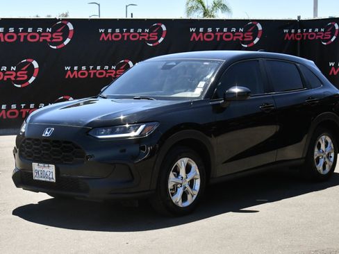 Used 2024 Honda HR-V LX image 3