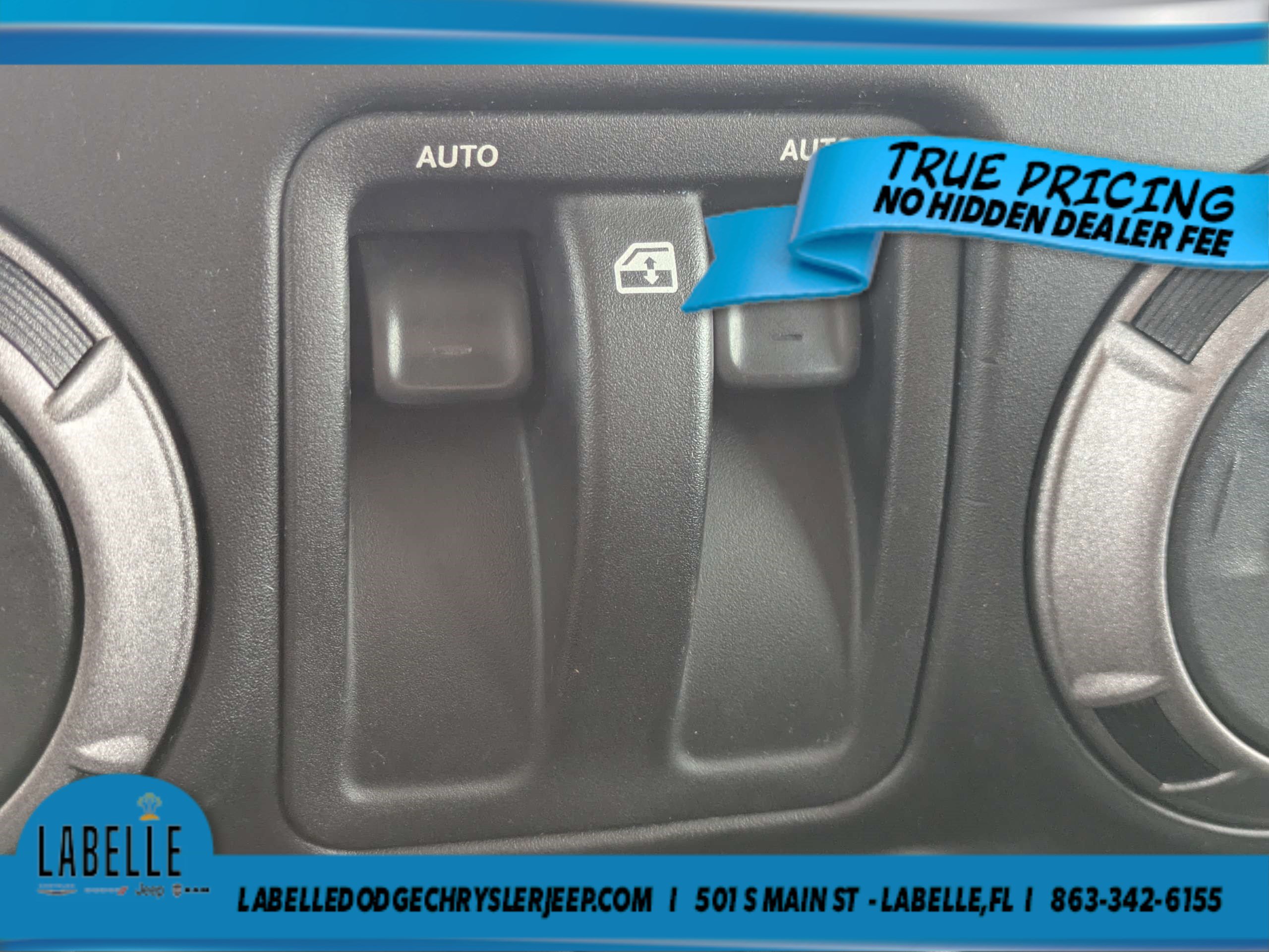Used 2012 Jeep Wrangler Sport AWD/4WD image 26